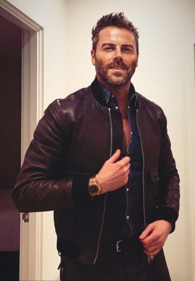 An image in Gil's male escort portfolio