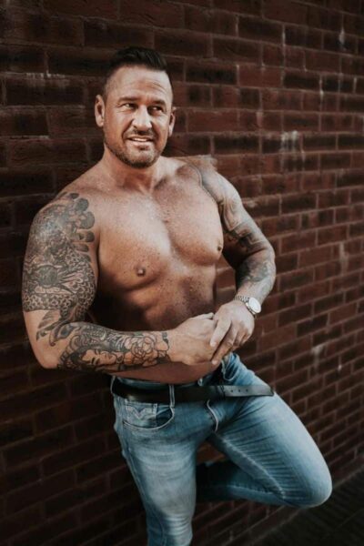 Male Escort David
